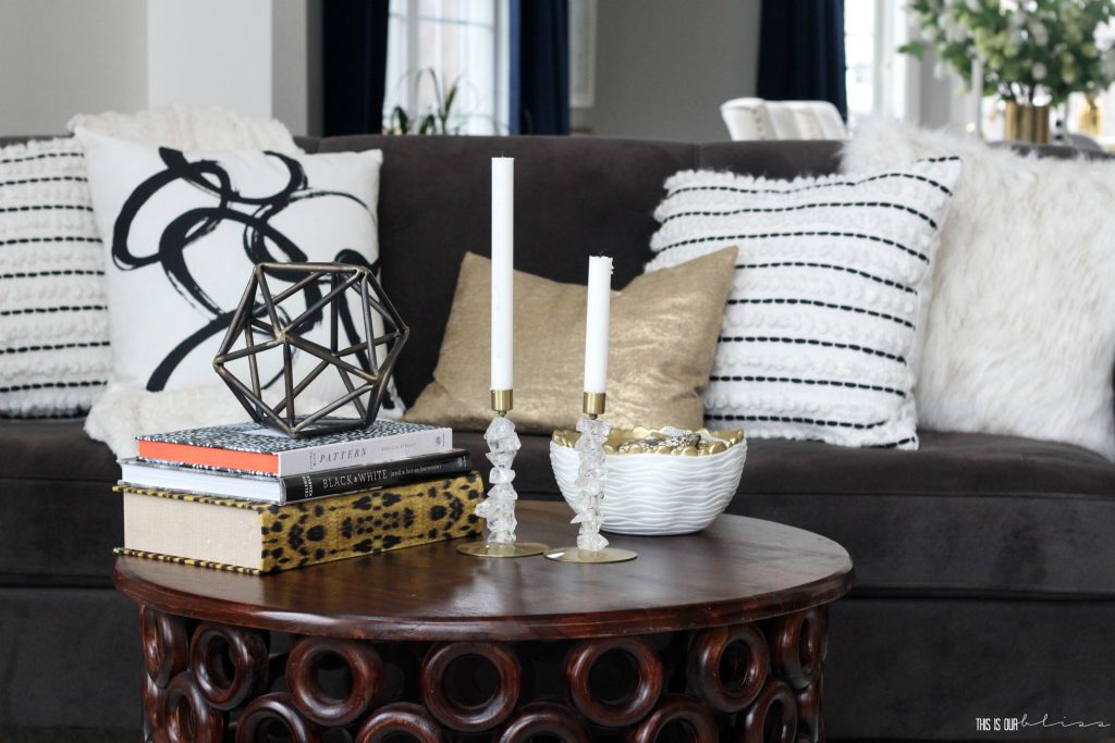 Styling a Sofa with Throw Pillows