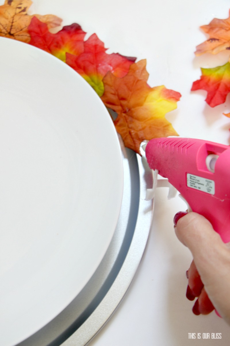 DIY Maple Leaf Charger Plate | Fall themed Decor | My Dollar Store DIY