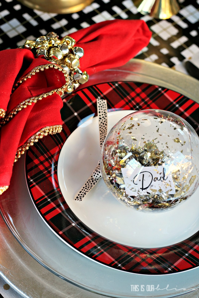 Simple, Inexpensive Christmas Bell Napkin Rings - DIY Holiday Project using Dollar Store supplies!