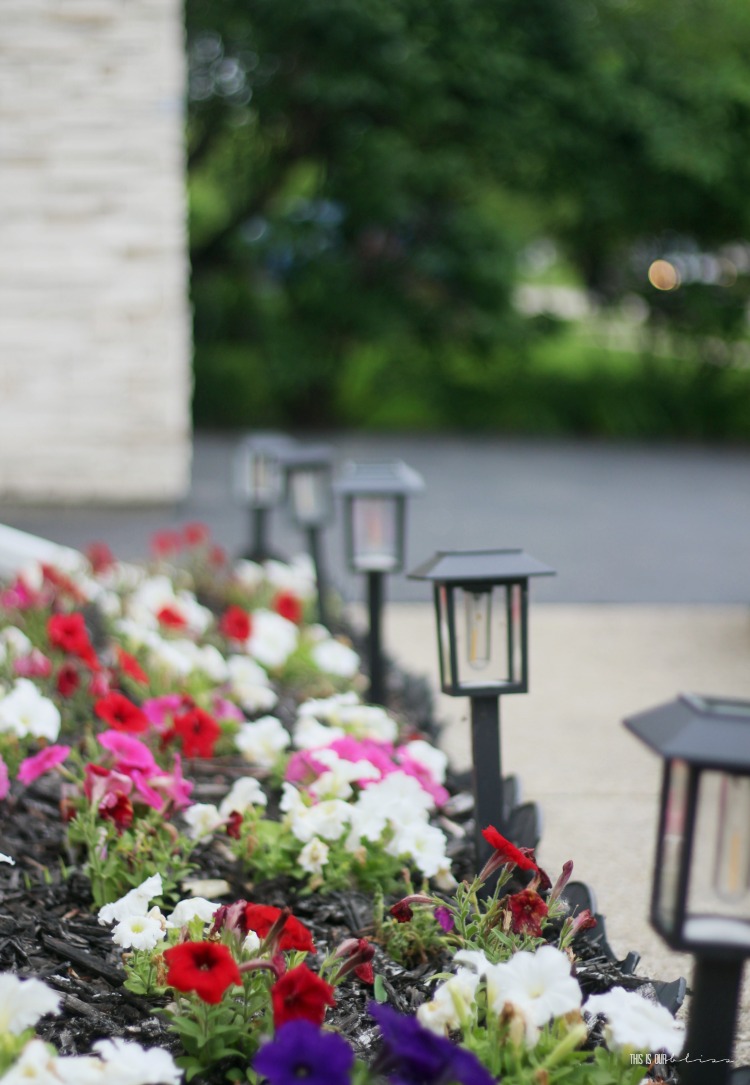 Outdoor Flower Beds With Impatiens Front Porch Decorating Ideas This Is Our Bliss This Is Our Bliss