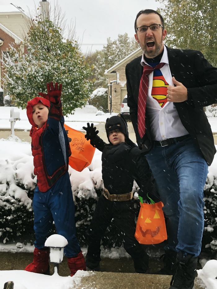 Batman spiderman and kent clark - Snowy Halloween - This is our Bliss