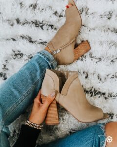 The perfect booties to transition to Fall - Open-toe booties for Fall