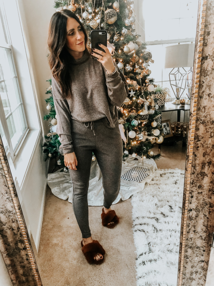 Ribbed knit loungewear set - knit joggers and mock neck sweatshirt - Express Haul - This is our Bliss