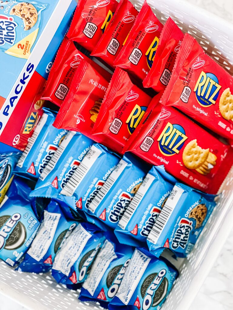 busy mom hacks for organizing snack time - Nabisco @ walmart - This is our Bliss - Oreo cookies chips ahoy Ritz crackers #momhacks #snackideas #onthegosnackideas #pantrybins (4)