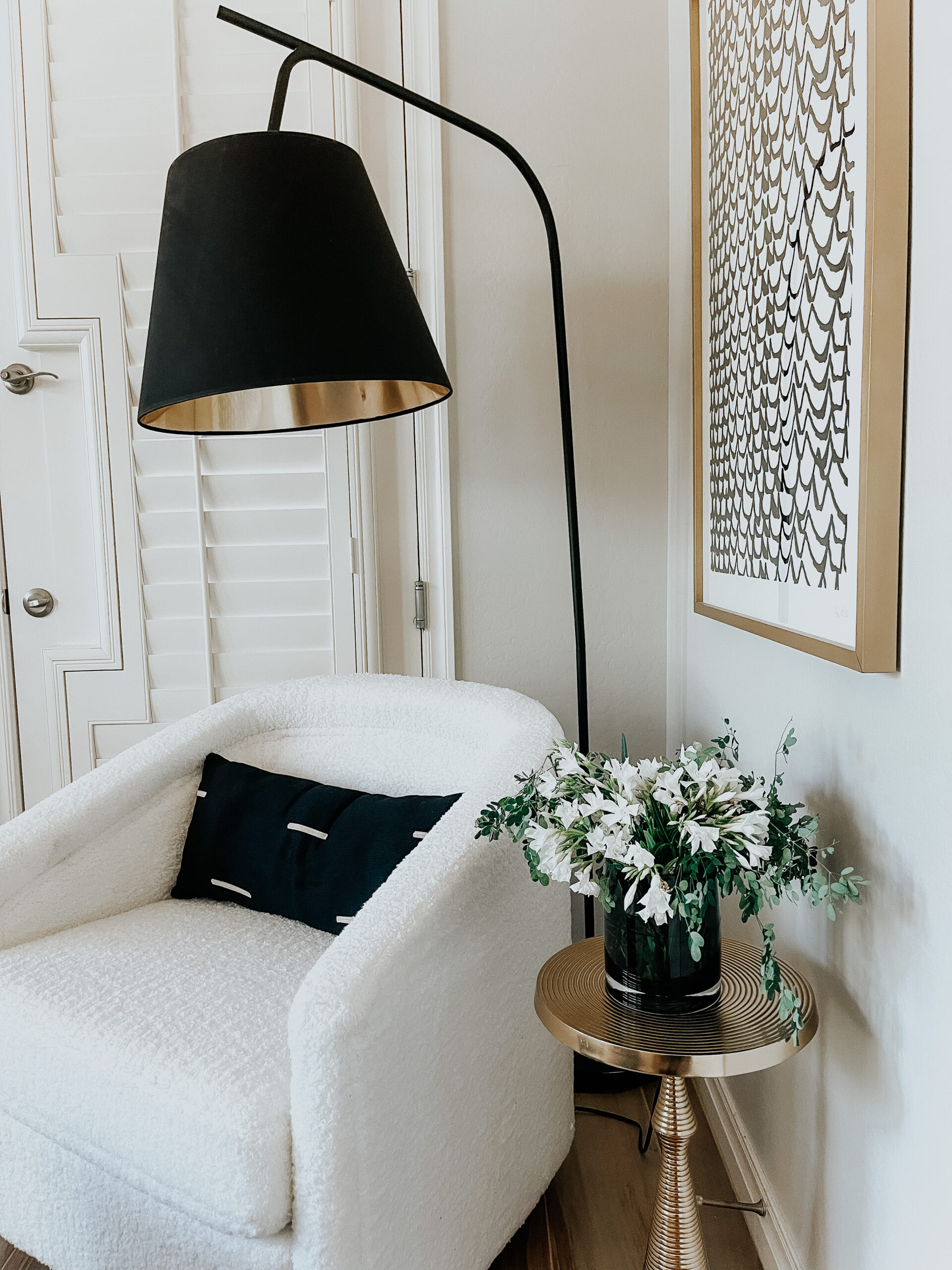 How to Create a Cozy reading nook in your Bedroom - This is our Bliss
