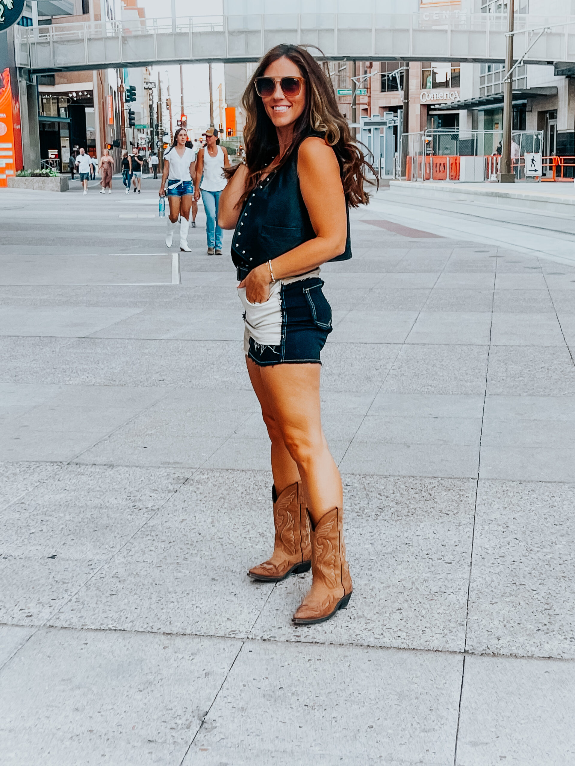 What to Wear to Morgan Wallen concert - What I wore to a morgan Wallen concert - #countryconcert #moganwallenoutfit
